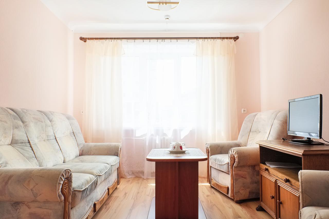 Akademicheskaya Hotel Minsk Bagian luar foto
