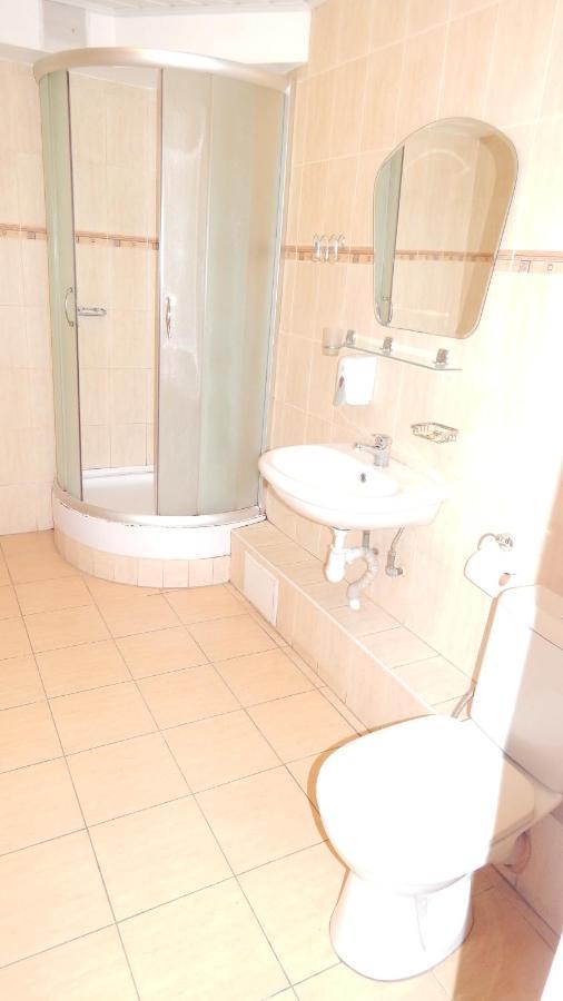 Akademicheskaya Hotel Minsk Bagian luar foto